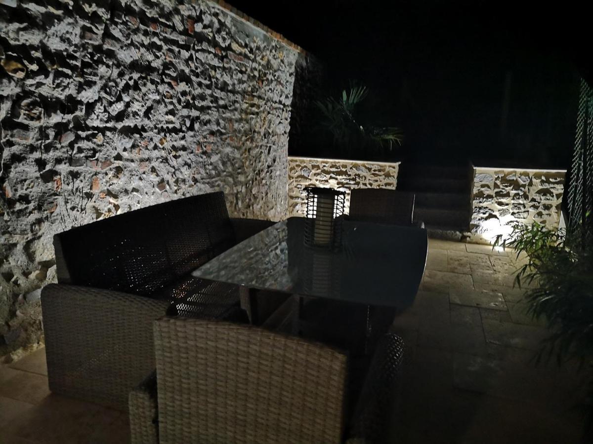 Tuilerie De La Cote 4* Aparthotel Ouzouer-Sur-Trezee Exterior photo